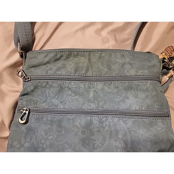 Sakroots Grey Floral Eco Textile Crossbody Handbag Small 11"wx9'h NEW - Picture 2 of 4